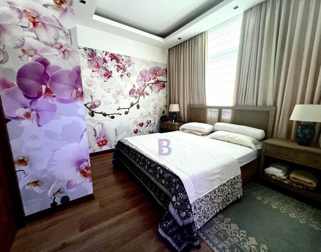 For Sale 3 Bedrooms Eight Forbes Town Condo Golf course view in Bonifacio Global City (3)