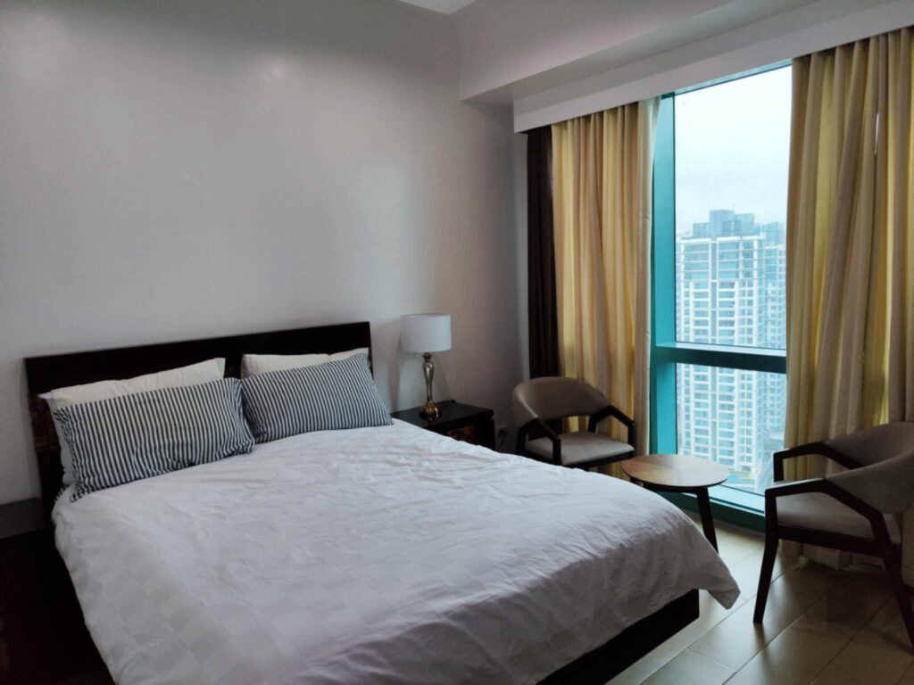 For Sale 2BR Units at Eight Forbes Town Residences in Bonifacio Global City (5)