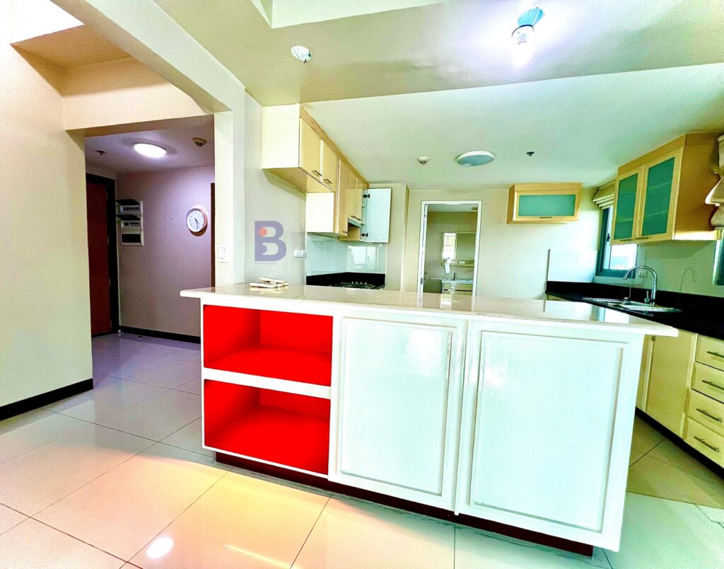 For Sale 3 bedrooms at 8 Forbes Town Road with golf course view and balcony (12)