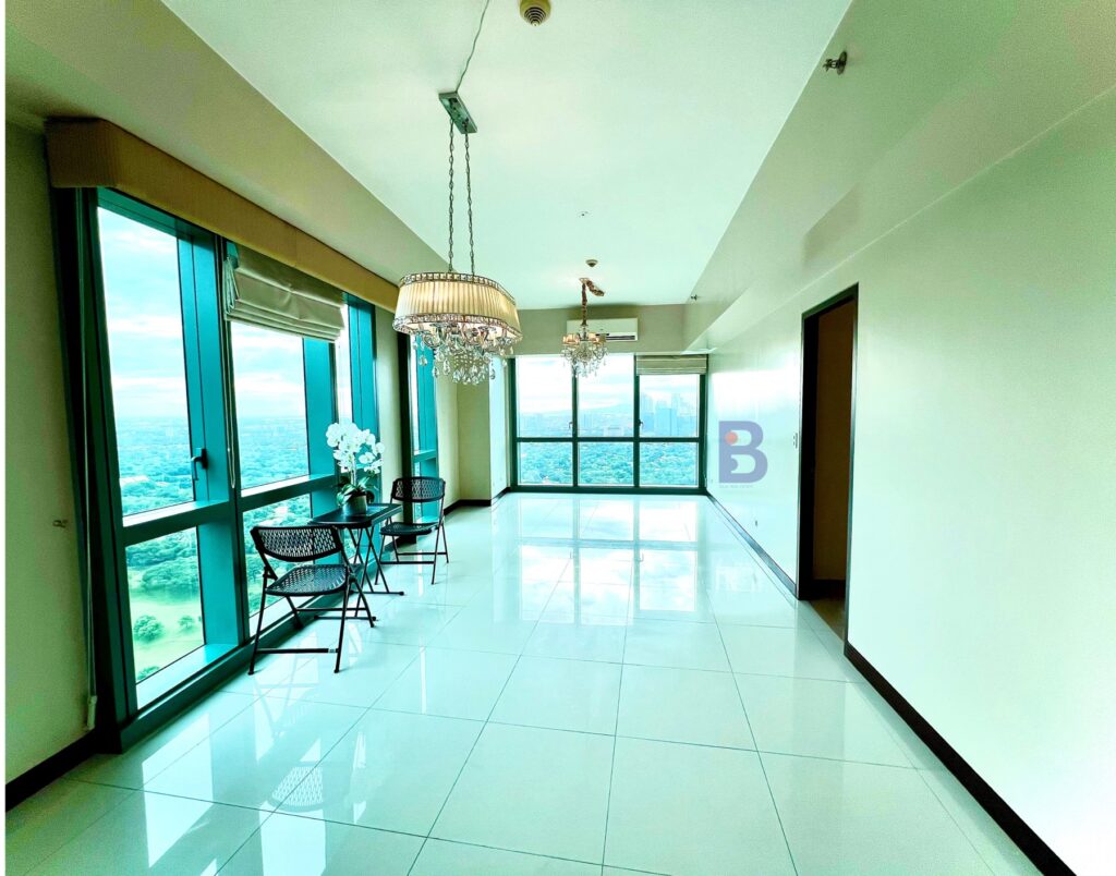 For Sale 3 bedrooms at 8 Forbes Town Road with golf course view and balcony (5)