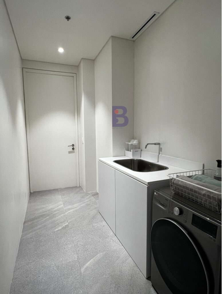 Preselling or For Sale at Makati Estate in Ayala Avenue, Apartment Ridge, Makati City (20)