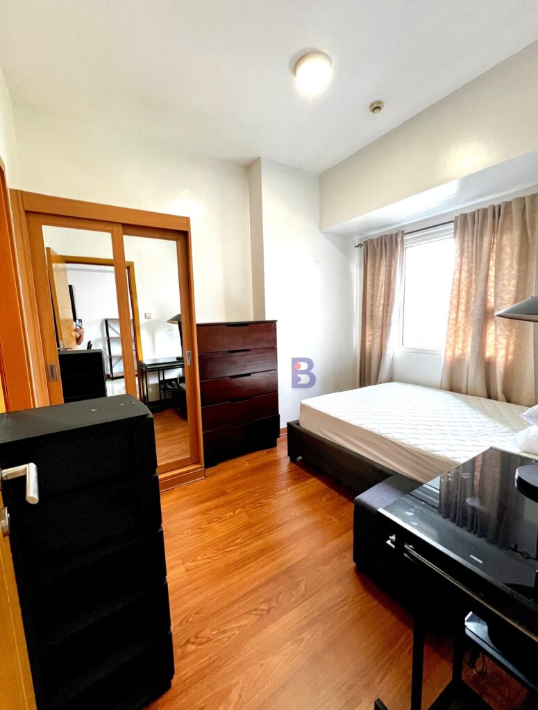 For Sale 1Bedroom with Balcon at Trion Towers in Bonifacio Global City (10)