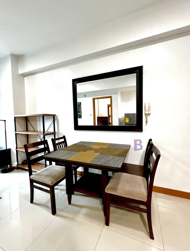 For Sale 1Bedroom with Balcon at Trion Towers in Bonifacio Global City (14)