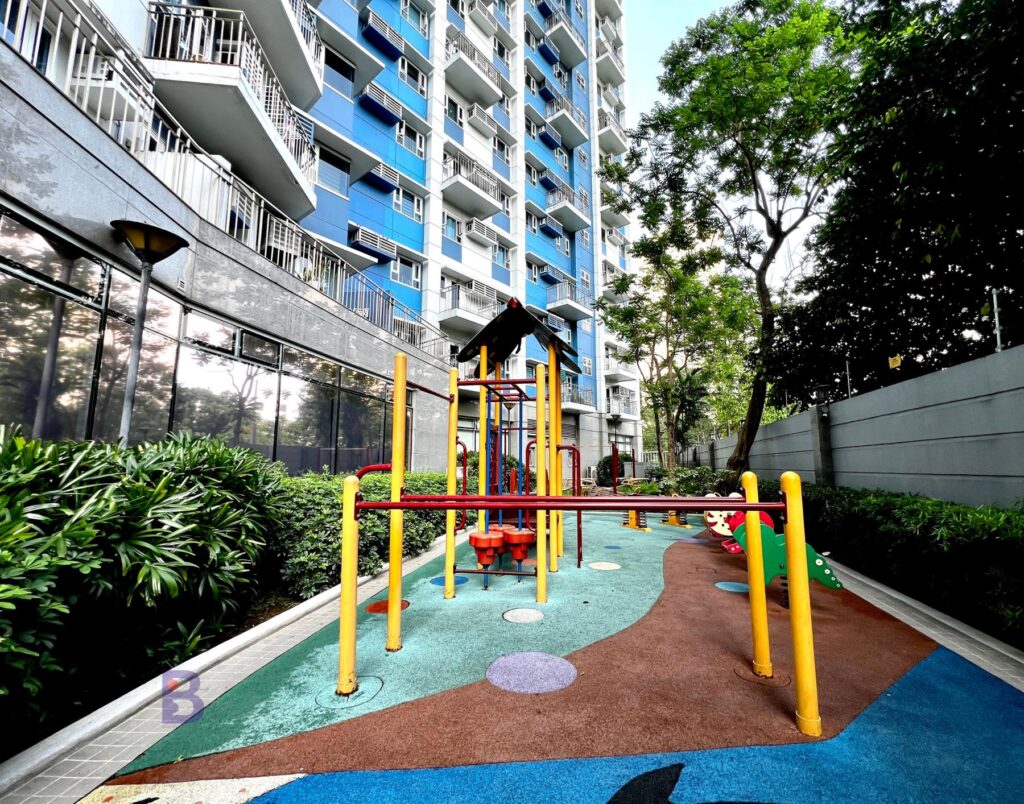 For Sale 1Bedroom with Balcon at Trion Towers in Bonifacio Global City (6)