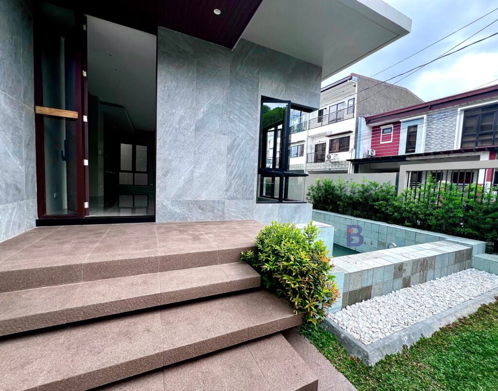 For Sale 5 Bedroom House and Lot in Greenwoods Executive Village in Pasig City (18)
