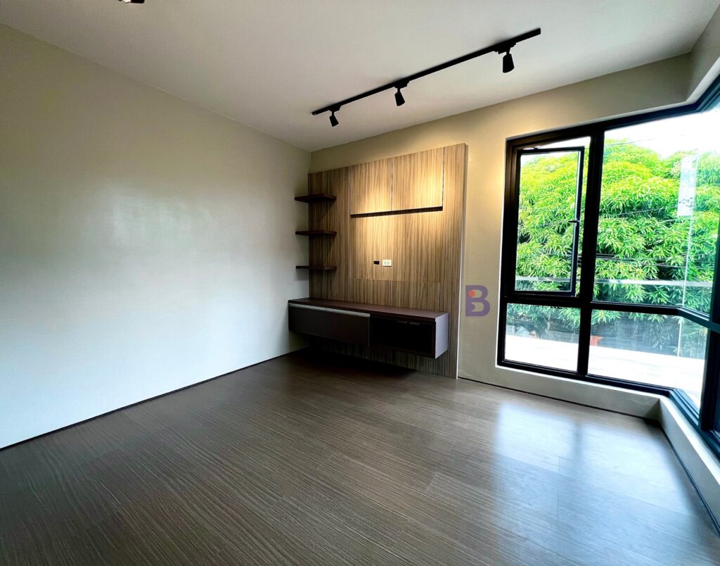 For Sale 5 Bedroom House and Lot in Greenwoods Executive Village in Pasig City (5)
