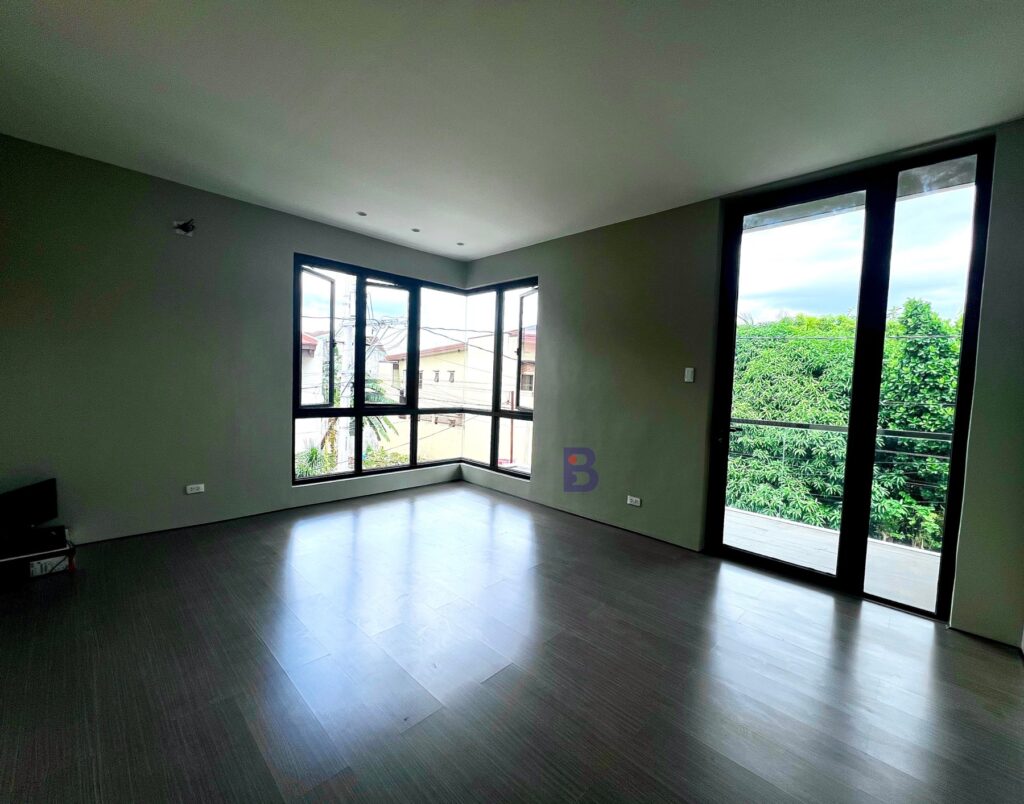 For Sale 5 Bedroom House and Lot in Greenwoods Executive Village in Pasig City (9)