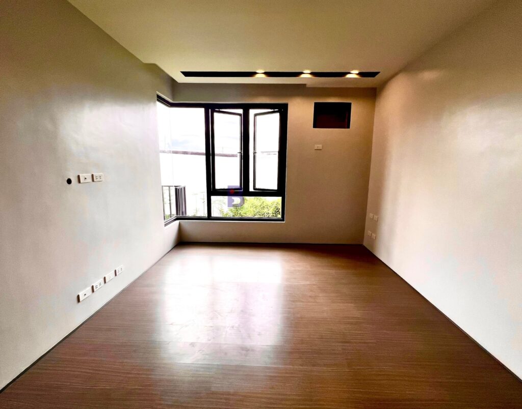 For Sale House and Lot Greenwoods Executive Village in Pasig City (22)