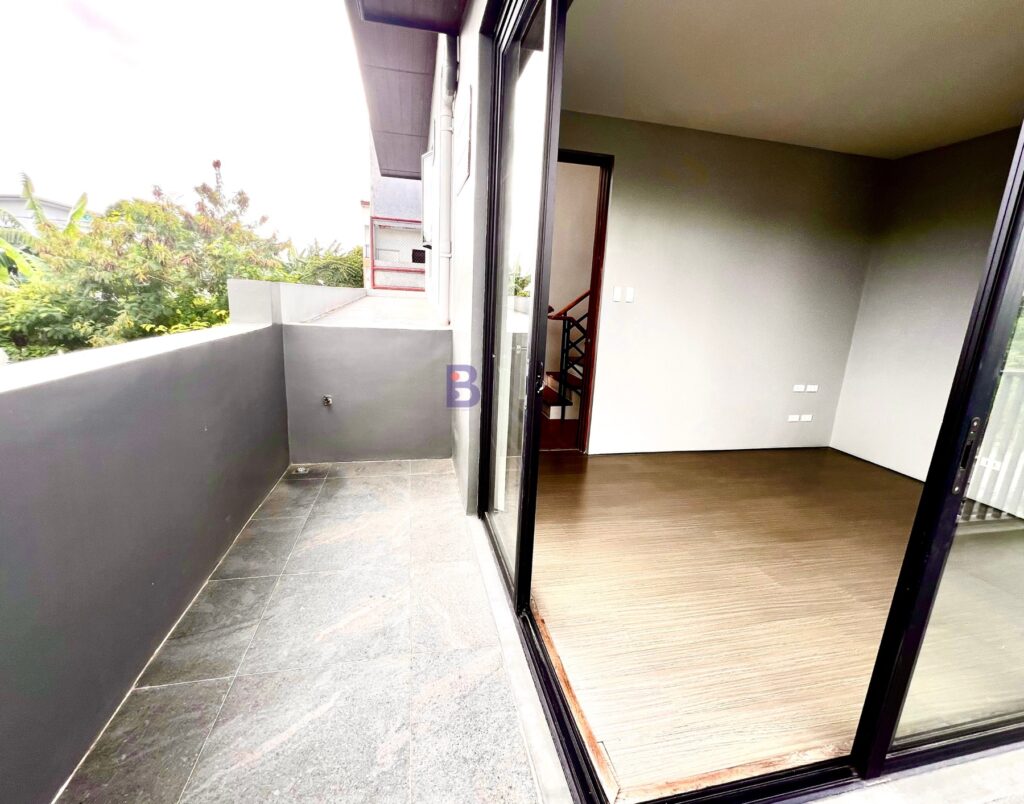 For Sale House and Lot Greenwoods Executive Village in Pasig City (4)