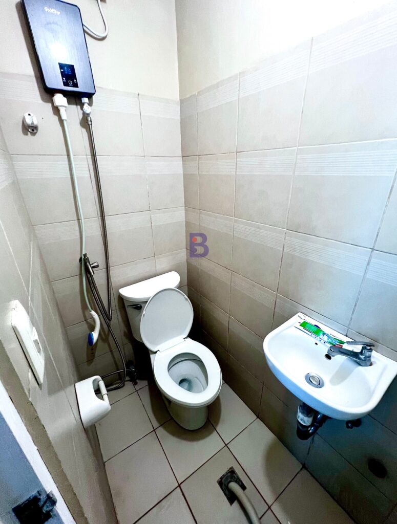 For Sale or For Rent 3 BR at 8 Forbes Town Road in Bonifacio Global City (16)
